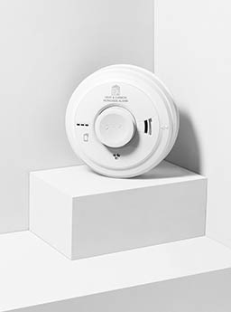 Still life product Photography of Heat & Carbon Monoxide Alarm