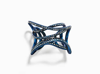 Rings Explorer of Maison Dauphin jewllery blue gold ring