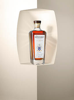 Advertising Still life product Photography of Glenturret whisky bottle