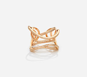 Jewellery Photography of Mason Dauphin gold ring with diam