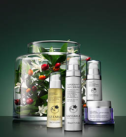 Coloured background Explorer of Liz Earle Superskin