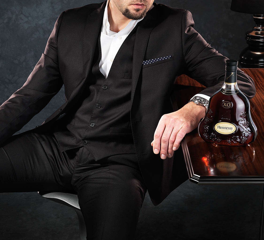 Packshot Factory - Model - Hennessy Cognac XO bottle