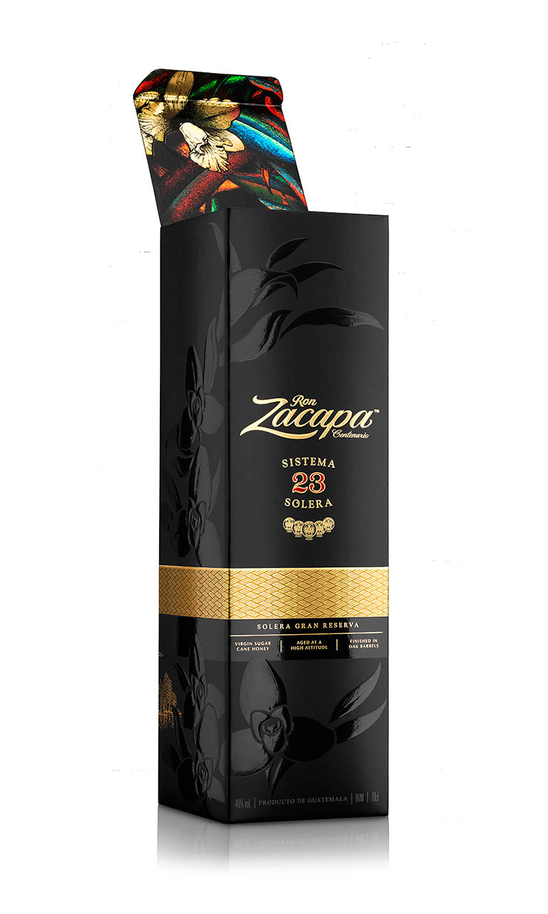 Packshot Factory - Packaging - Ron Zacapa rum box