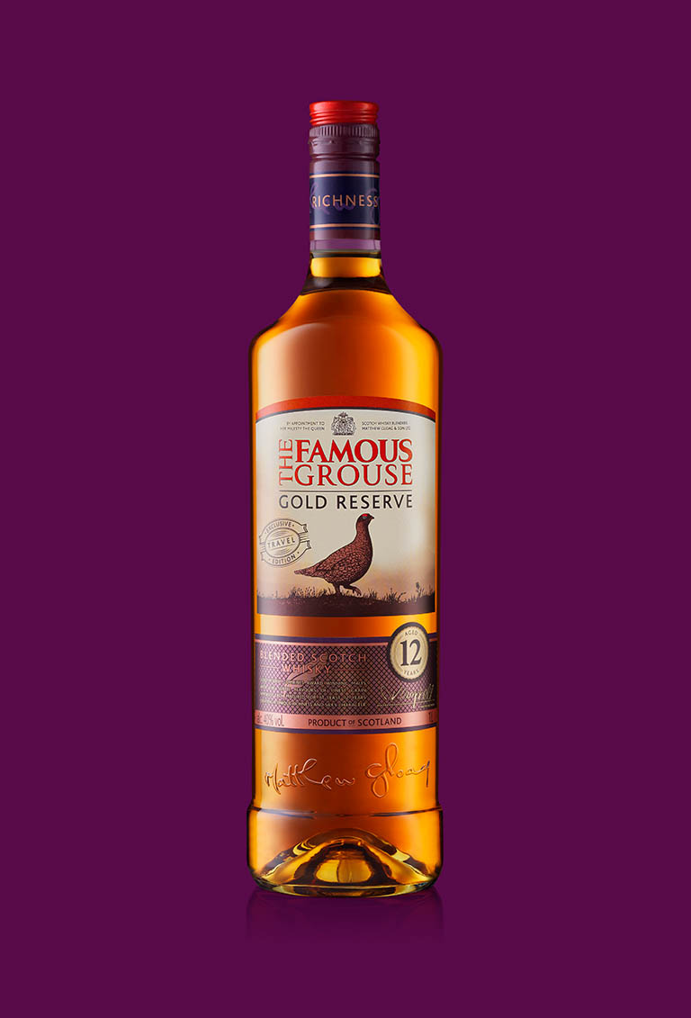 Packshot Factory - Spirit - Famous Grouse whisky bottle