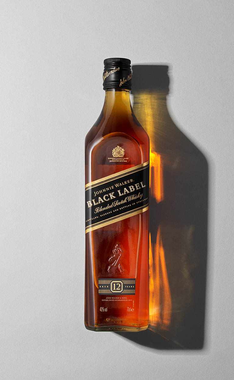 Packshot Factory - Spirit - Johnnie Walker Black Label whisky bottle