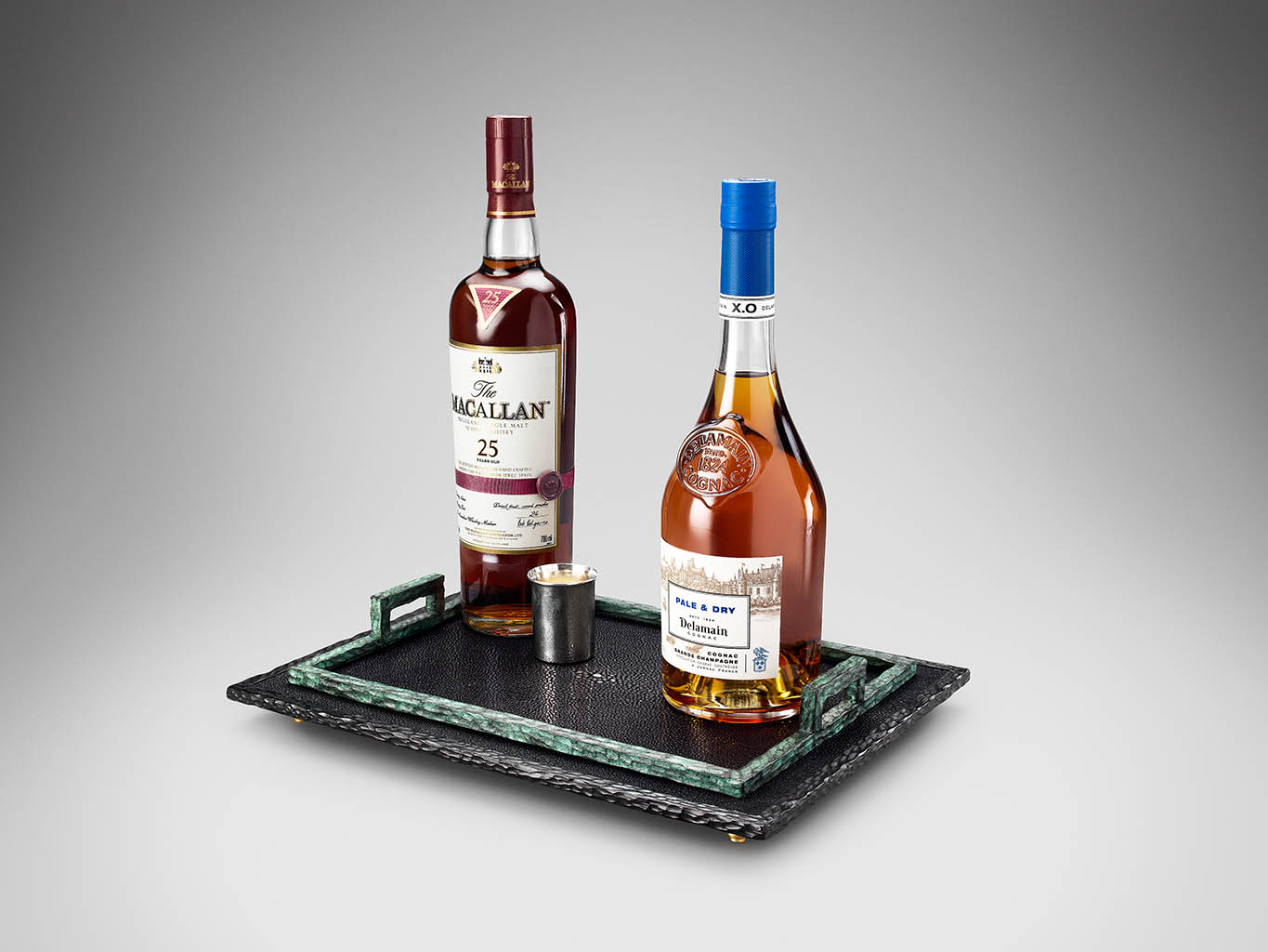 Packshot Factory - Whisky - Drinks tray