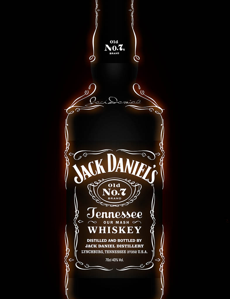 Packshot Factory - Whisky - Jack Daniel's whiskey bottle