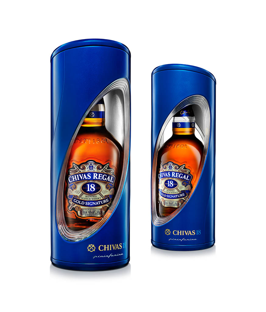 Packshot Factory - White background - Chivas Regal whisky bottle and box set