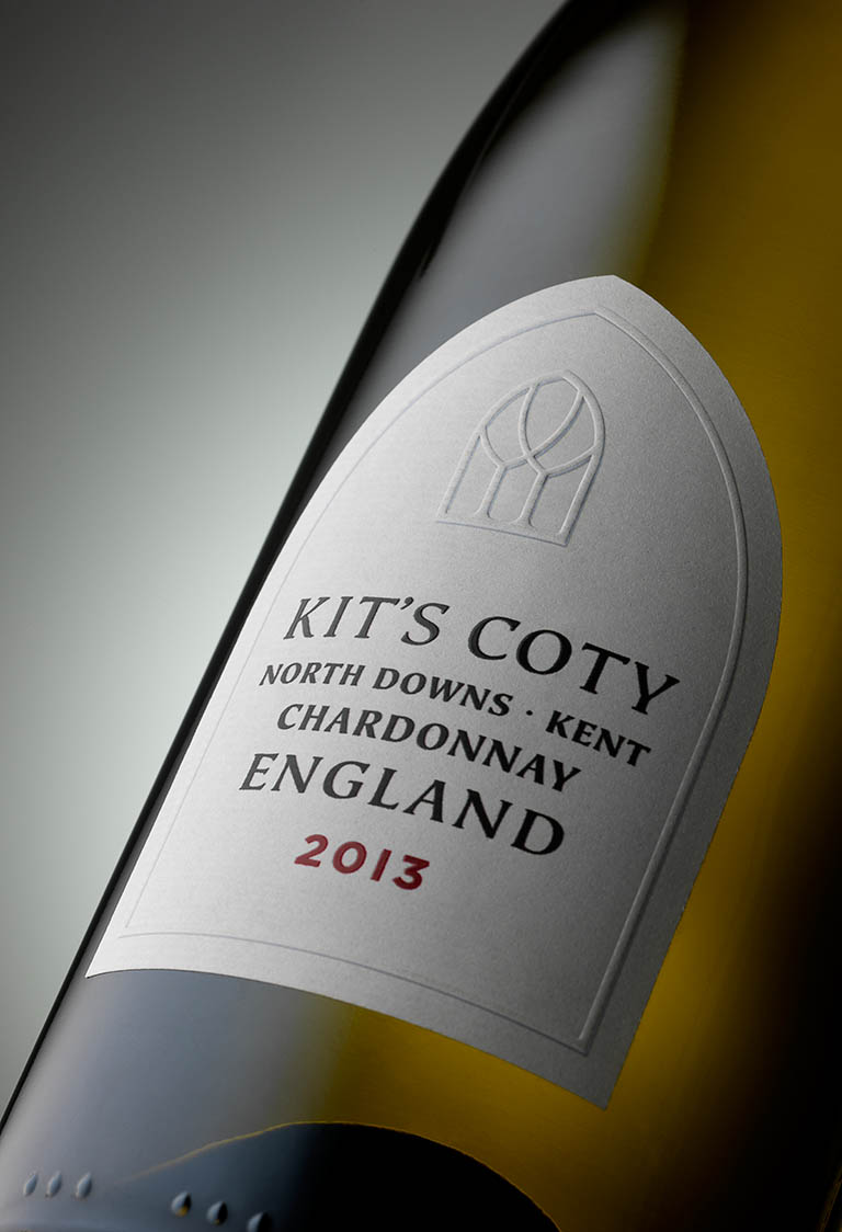 Packshot Factory - Wine - Kit's Coty white wine bottle