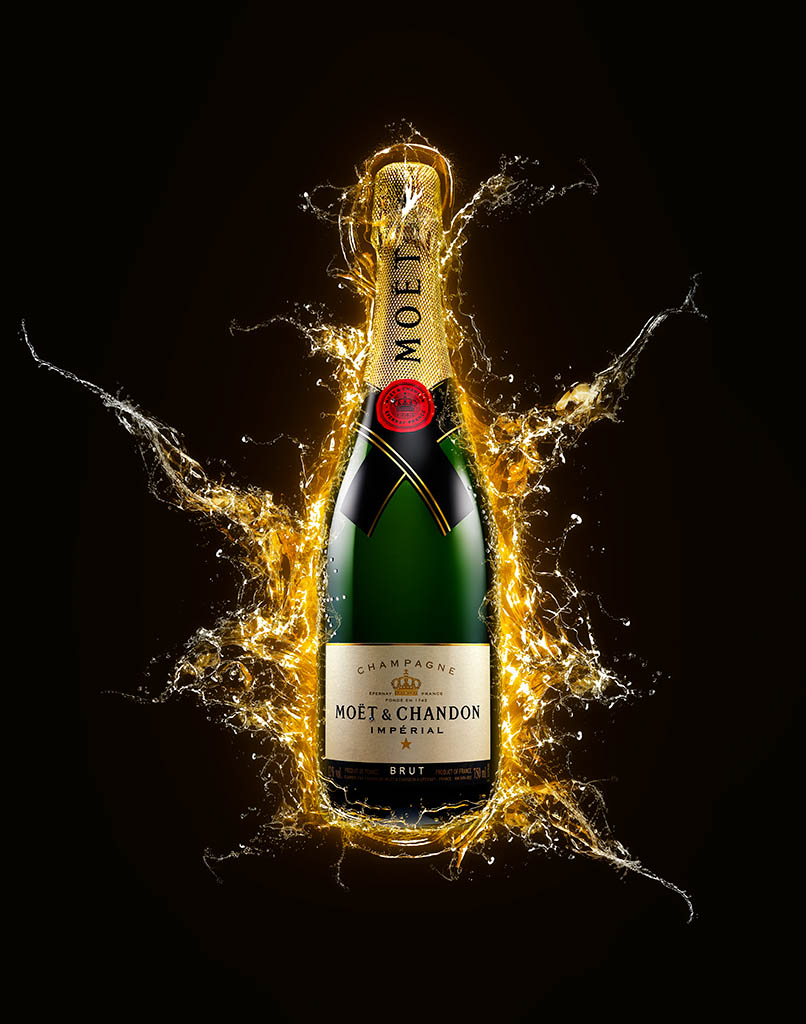 Packshot Factory - Wine - Moet & Chandon champagne bottle
