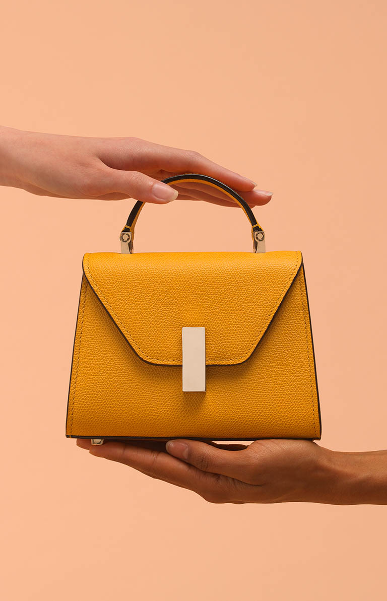 Packshot Factory - Womens fashion - COS handbag